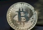 Bitcoin cai após discurso de Trump no ‘Crypto Summit’; mercado reage à falta de medidas concretas