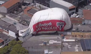 Dirigível contratado pelo São Paulo FC cai em Osasco; uma pessoa sofre ferimentos leves