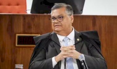 Ministro do STF Flávio Dino Suspende Idade Mínima de 55 Anos para Aposentadoria de Mulheres Policiais