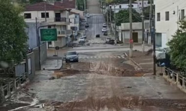 Enxurrada no Paraná deixa criança desaparecida e afeta mais de 1.700 pessoas em General Carneiro