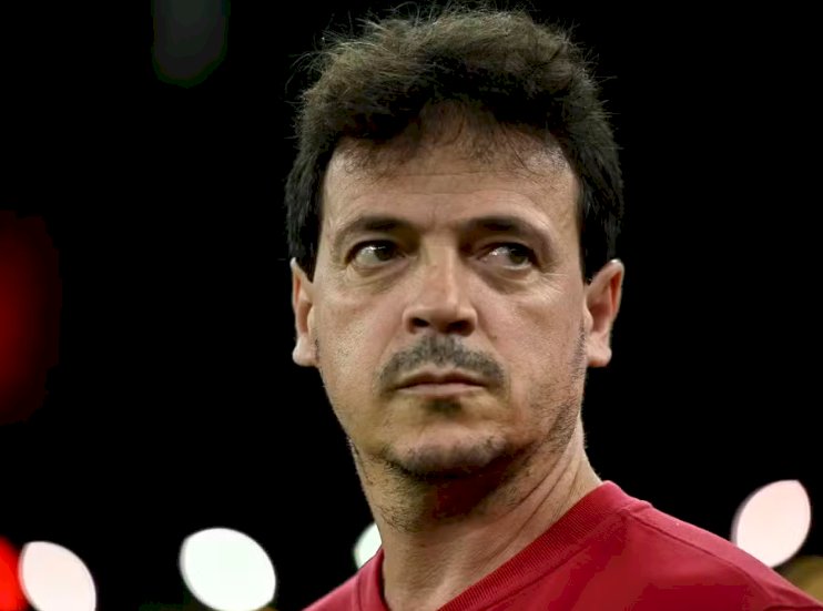 Fernando Diniz é o Novo Técnico do Cruzeiro: Retorno ao Clube para Duas Temporadas