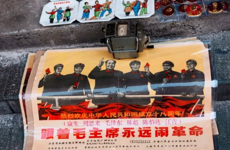 China Comemora 75 Anos da Revolução Comunista e Reflete sobre seu Crescimento Econômico