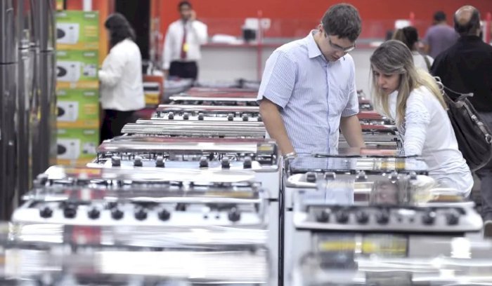 Índice Nacional de Confiança atinge 103 pontos em setembro, retornando ao campo otimista