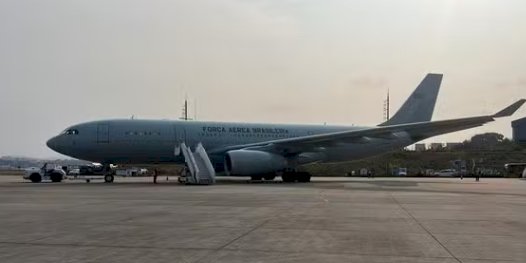 Quarto Voo da FAB Repatria Mais 211 Brasileiros do Líbano