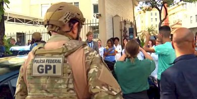 Funcionários do Hospital Federal de Bonsucesso Protestam e Impedem Acesso da Nova Direção em Meio a Greve e Mudança de Gestão