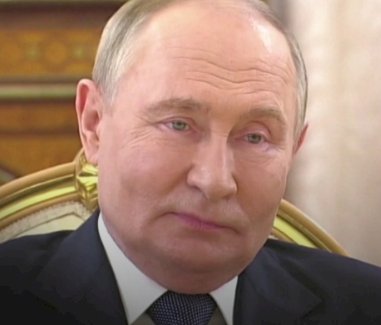 Putin Assina Decreto Ampliando Uso de Armas Nucleares em Resposta a Ações dos EUA