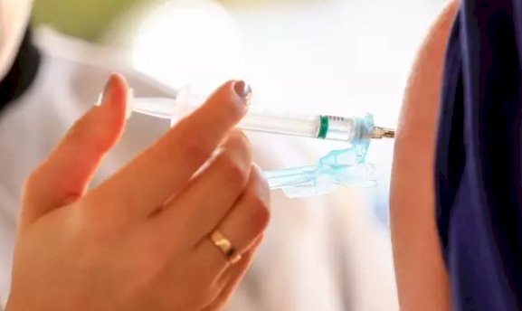 Governo Federal anuncia produção nacional de vacina de dose única contra a dengue