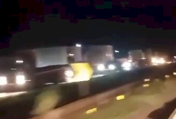 Caminhão-tanque tomba e interdita BR-153 por quase 12 horas em Goiás