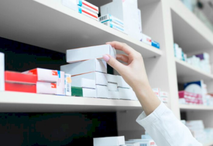 Farmacêuticos agora podem prescrever medicamentos com receita