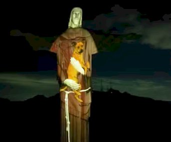 Cristo Redentor homenageia animais de rua com projeção especial nesta sexta (4)