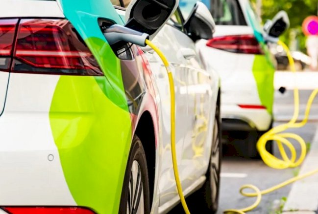 Goiânia é a 8ª cidade do Brasil com mais carros elétricos em circulação, aponta ABVE