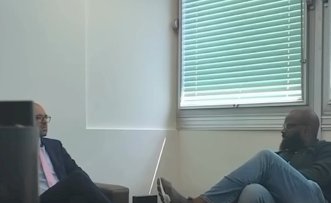 FUNCIONÁRIO DA GLOBO É PRESO AO TENTAR EXTORQUIR DEPUTADO ESTADUAL NO RIO DE JANEIRO