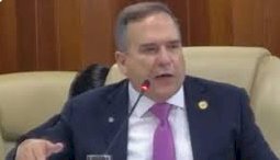 PREFEITO SANDRO MABEL RECONHECE ERRO E DEFENDE PERMANÊNCIA DE VENDEDORES DE COCO NO PARQUE VACA BRAVA