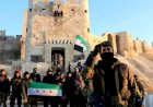 HTS conquista Damasco, Bashar al-Assad foge e ditadura de 24 anos chega ao fim
